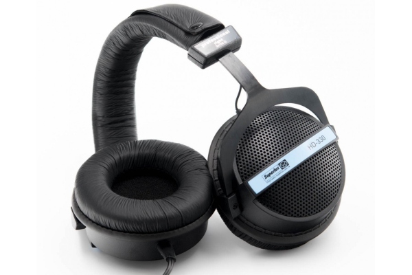 HD 330