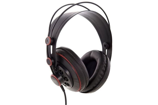 Superlux HD 681