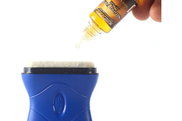Music Nomad Premium String Care Kit 